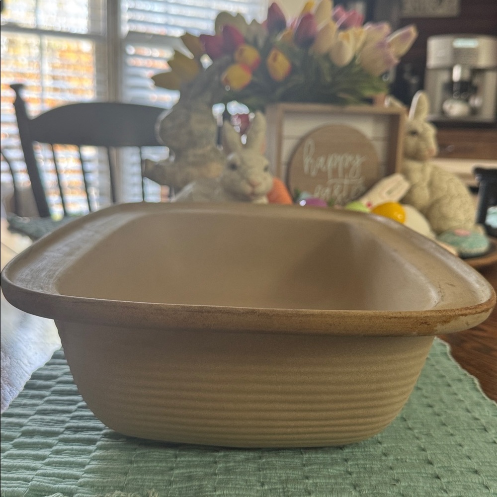 Pampered Chef Stoneware Large Roaster 1435.
 - Picture 2 of 7